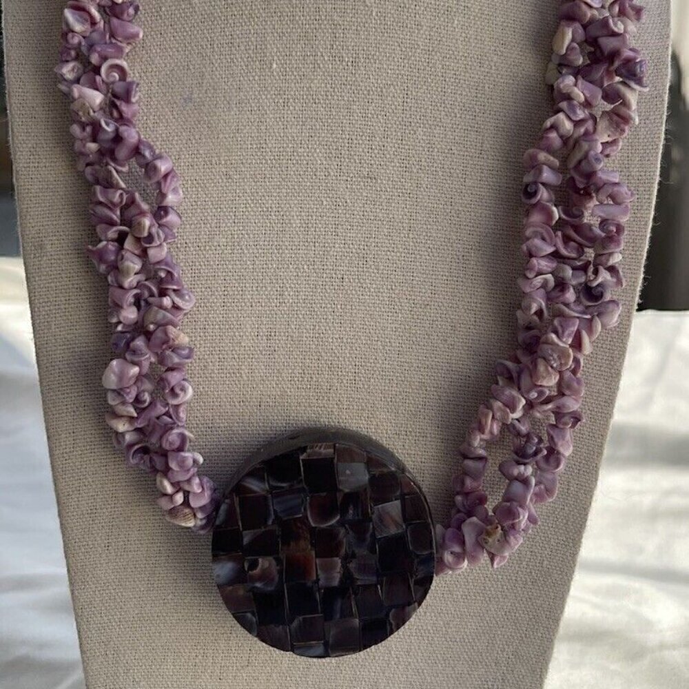 Vintage Lavender Shell Bib Necklace Chip Mother Of Pearl 22” Estate Jewelry